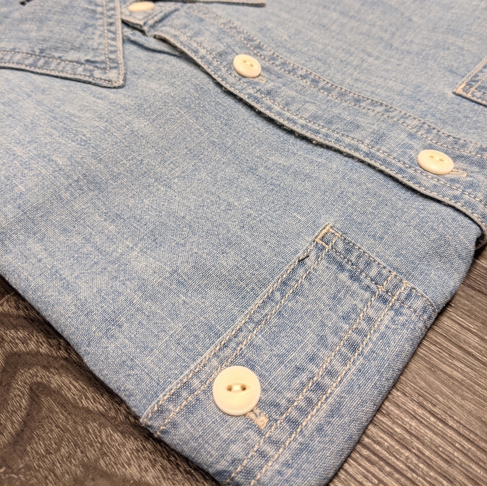 Madewell Light Blue Denim Button-Down Shirt